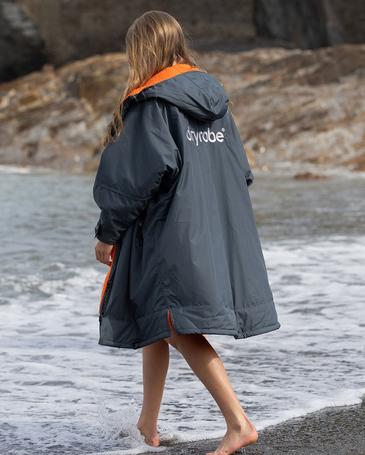 Dryrobe Advance Kids Long Sleeve Dark Grey / Orange
